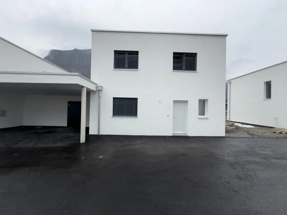 5.5 Zimmer Reihenfamilienhaus in Le Bouveret – Foto 2 von 16