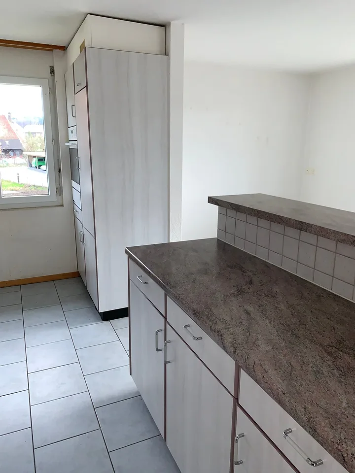 Ampio e luminoso appartamento di 4,5 locali nella campagna di Rapperswil/BE – foto 5 di 16