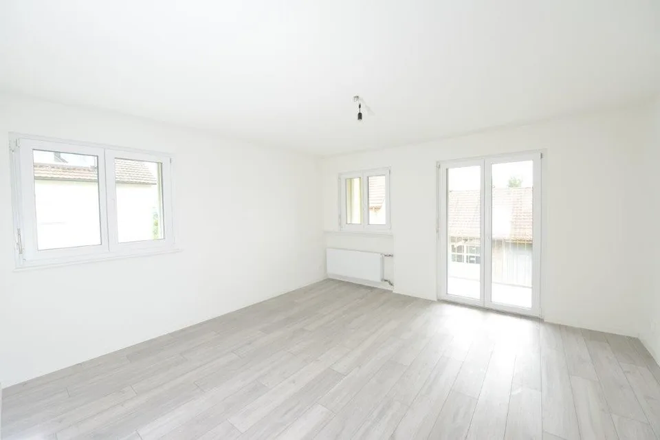 Traumhafte Neu renovierte Wohnungen mit Gartensitzplatz – Foto 7 von 8