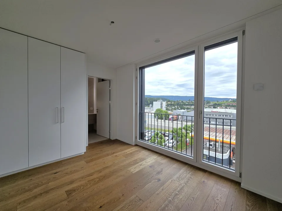 «Primo affitto» Appartamento moderno di 3,5 locali in attico con grande terrazza sul tetto, a soli 20 minuti da Zurigo – foto 6 di 9