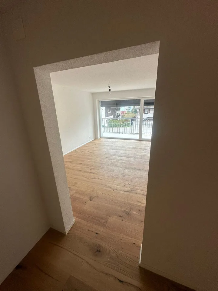 Appartement lumineux 5.5 pièces avec balcon à Geroldswil – photo 5 sur 7