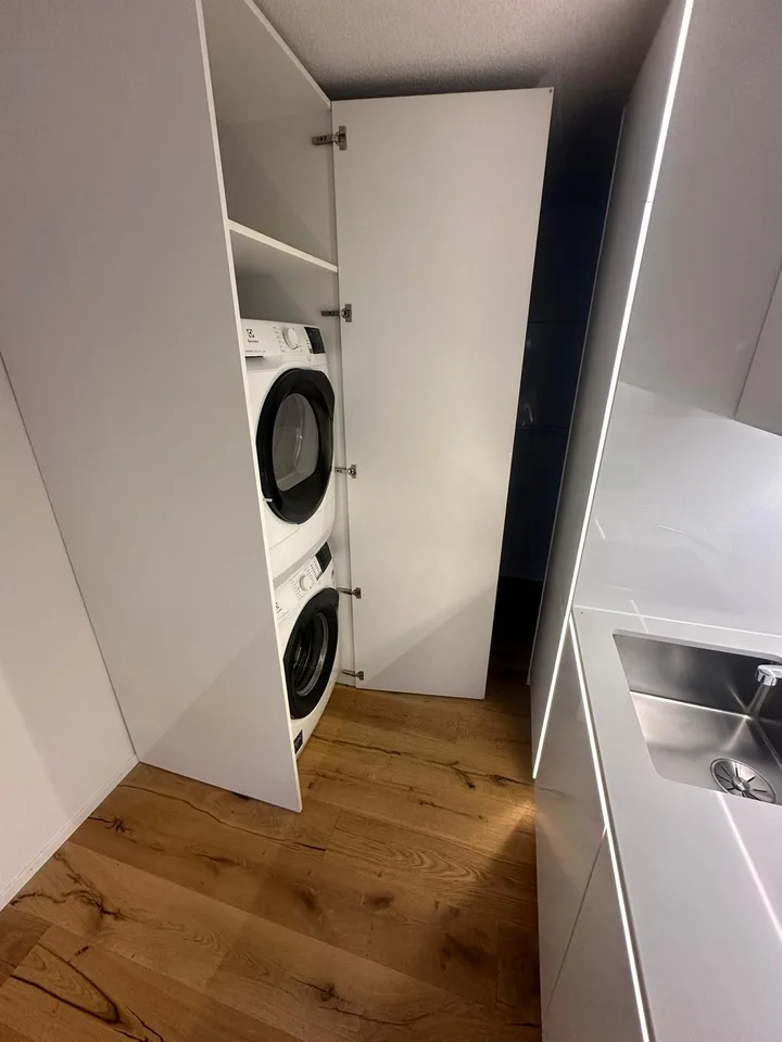 Appartement lumineux 5.5 pièces avec balcon à Geroldswil – photo 6 sur 7