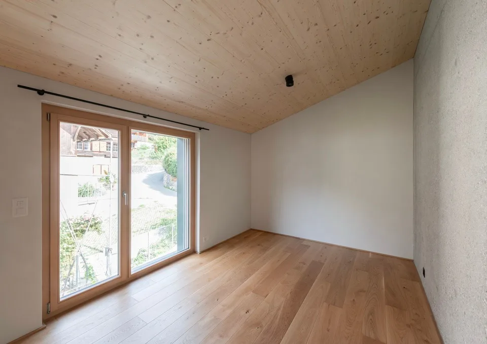 2.5-Zimmer-Dachwohnung, NWF 64 m² (BGF 74 m²): Loftartiger Räumling mit funktionalem Wohngenuss – Foto 12 von 18