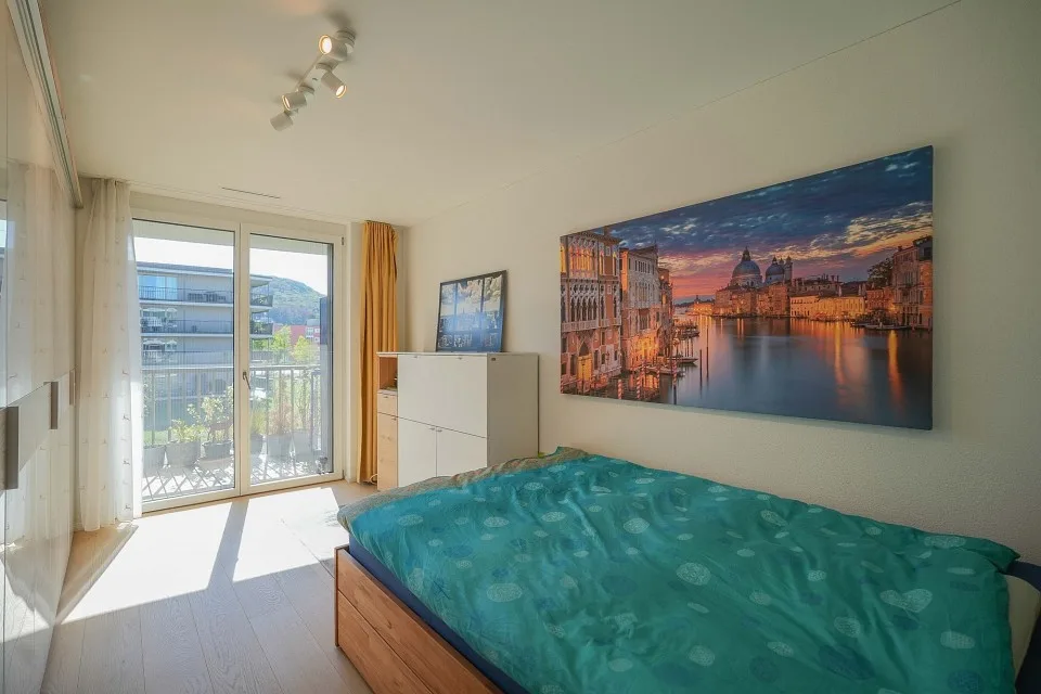Zeitgemässer Wohngenuss - tolle Lage: 2.5 Zimmer-MINERGIE-Wohnung, 1. OG mit Lift – Foto 7 von 13