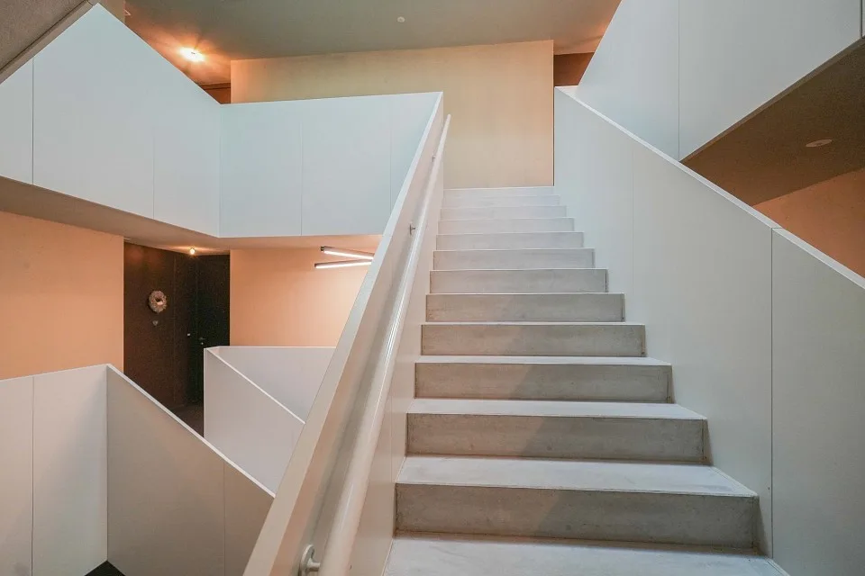 Zeitgemässer Wohngenuss - tolle Lage: 2.5 Zimmer-MINERGIE-Wohnung, 1. OG mit Lift – Foto 2 von 13