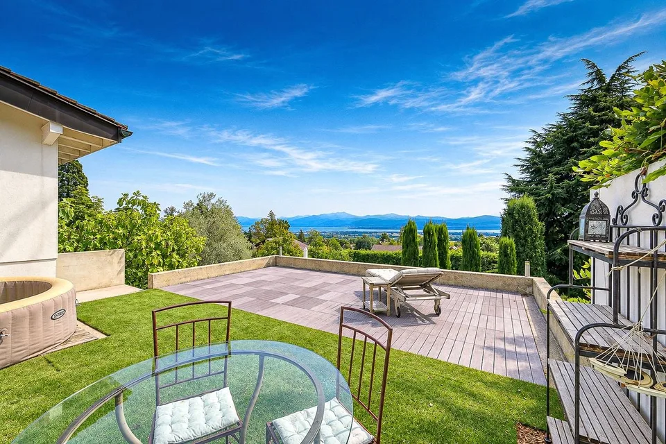 Superba villa con vista panoramica sul Lago di Ginevra, le Alpi e il Monte Bianco – foto 4 di 13