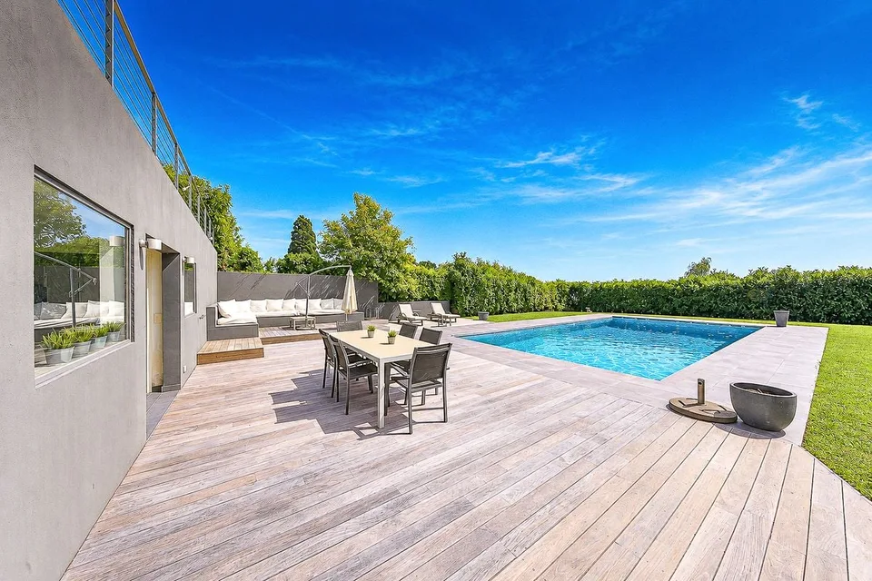 Superba villa con vista panoramica sul Lago di Ginevra, le Alpi e il Monte Bianco – foto 3 di 13