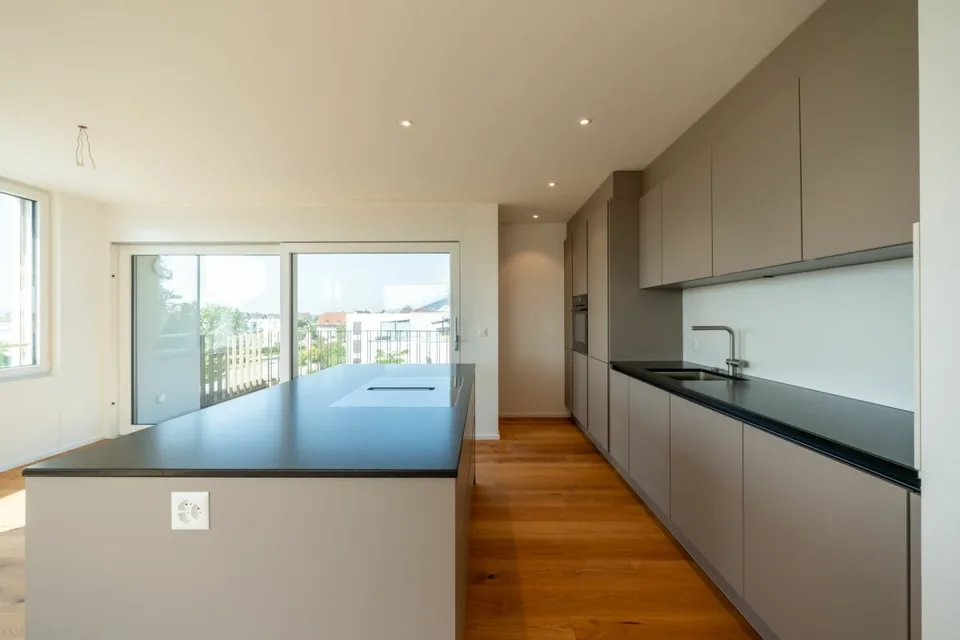 Luxuriöse 4½-Zimmerwohnung an bester Lage in Egerkingen – Foto 2 von 7