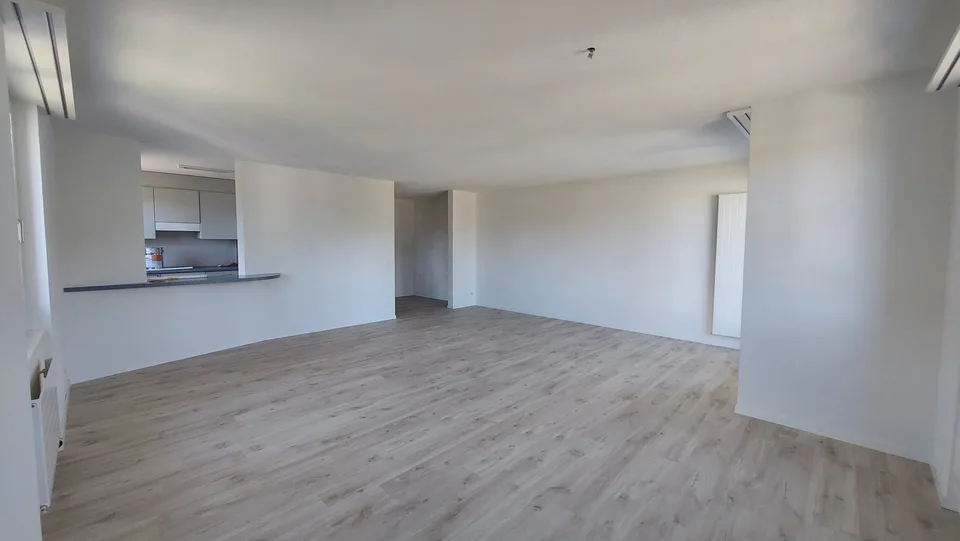 Central, bright & cozy: 2.5-room apartment in Niederwil – photo 4 of 7