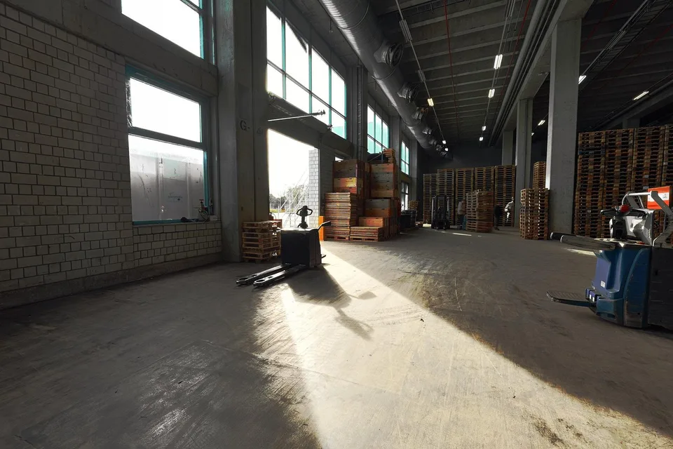 2'200 m² di spazio commerciale a Biberist – foto 3 di 6