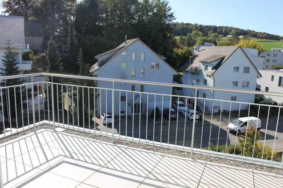 Lieu complètement rénové / appartements dans un emplacement central... – photo 2 sur 13