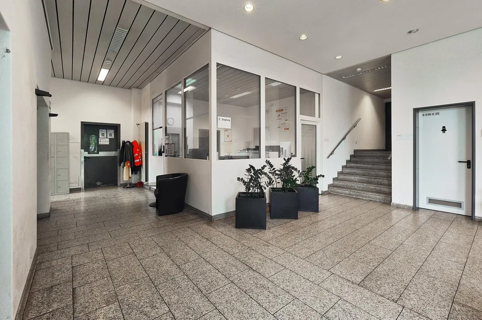 Capannone commerciale di 4'000 m² a Biberist – foto 8 di 11