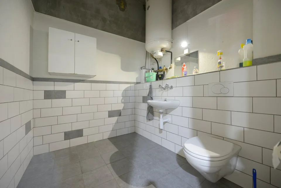 Belle propriété commerciale à réaffecter (habitation) – photo 13 sur 21