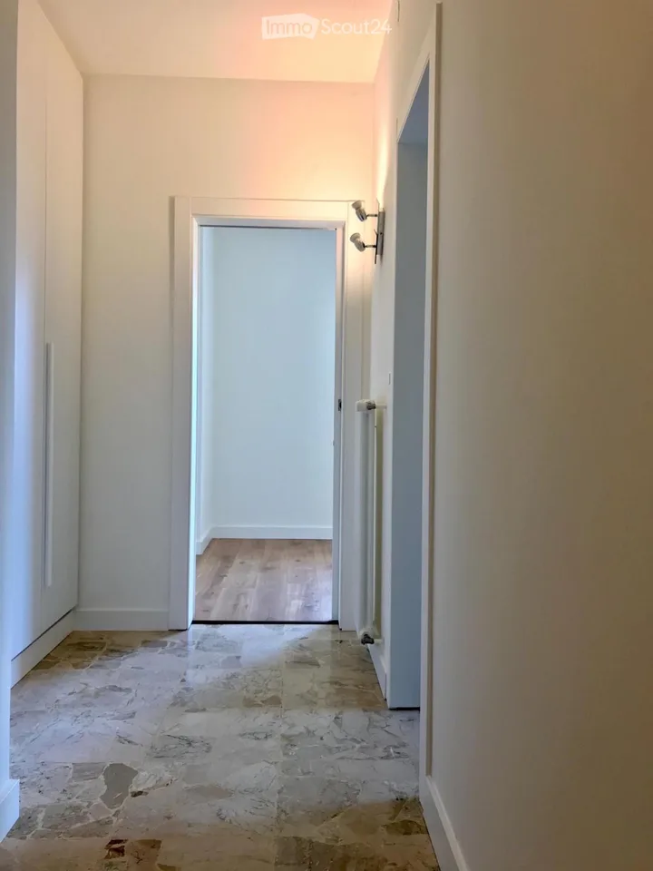 Ich suche eine Untermiete 2.5 Zimmer Mendrisio – Foto 4 von 5