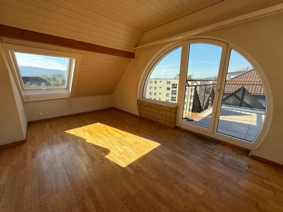 Charmantes 2,5-Zimmer-Wohnung mit Balkon in Landeron – Foto 3 von 10