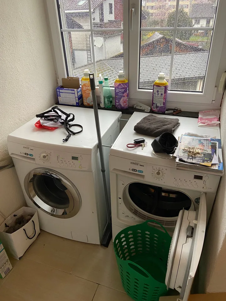 Charmante 3.5-Zimmer-Wohnung mit Balkon und Bergblick in Ennenda – Foto 9 von 10