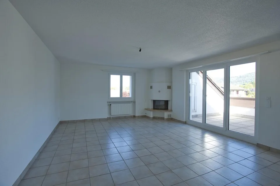 Schönes 4.5-Zimmer-Apartment zur Miete – Foto 2 von 11