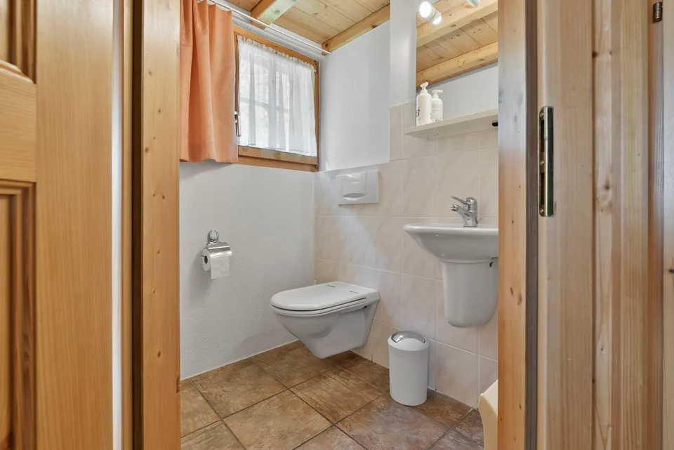Charmant chalet 5 pièces à Riederalp – Vue montagnarde de rêve et charme rustique – photo 11 sur 30