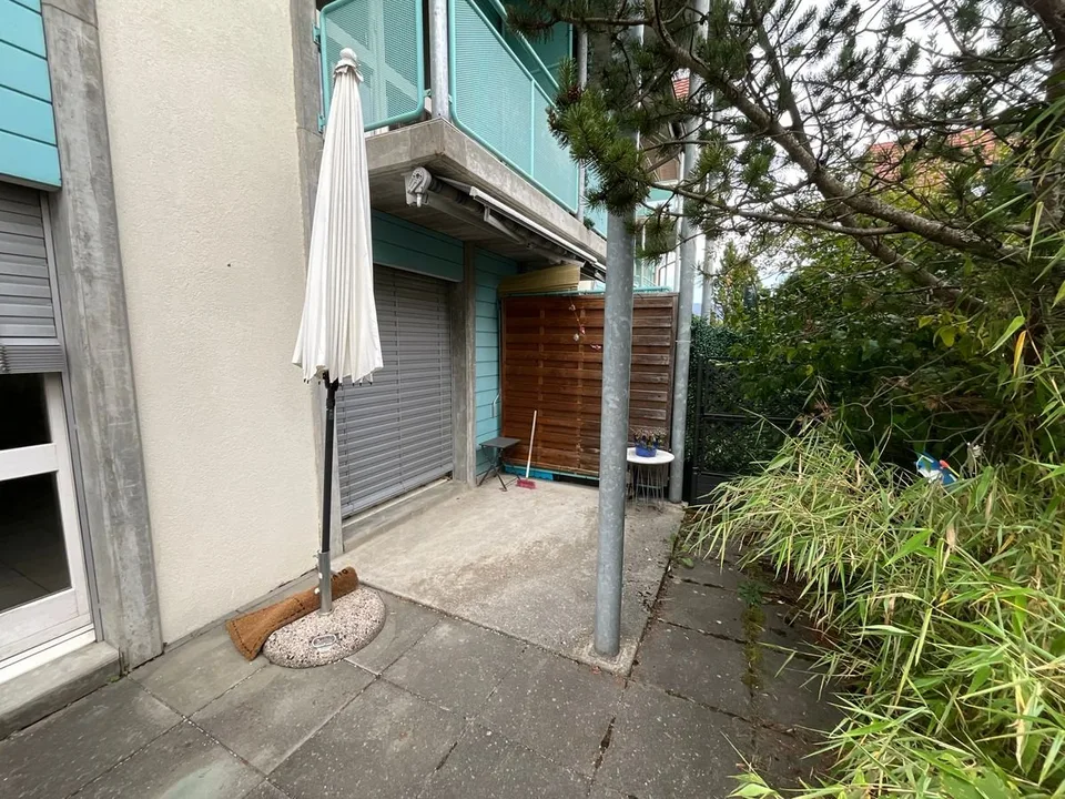 Wohnung mit 4.5 Zimmern im Dachgeschoss mit Balkon und Terrasse – Foto 7 von 7