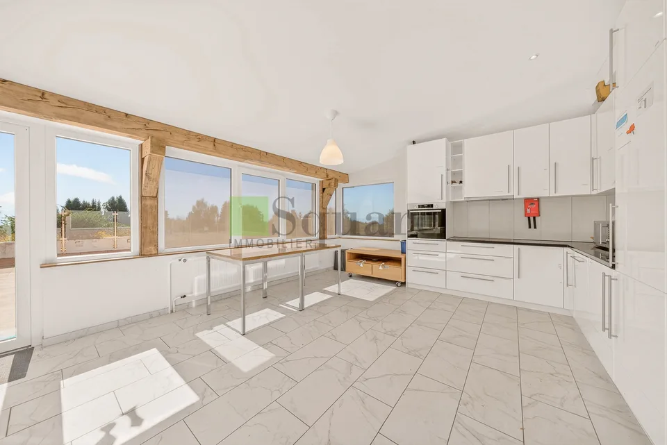 Rental house with 12 rooms – photo 12 of 13
