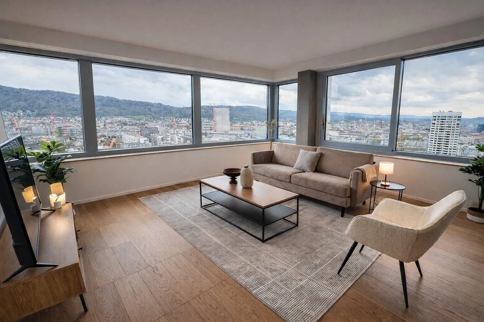 Über den Dächern von Zürich 3.5-Zimmerwohnung im 17. Stock – Foto 2 von 7