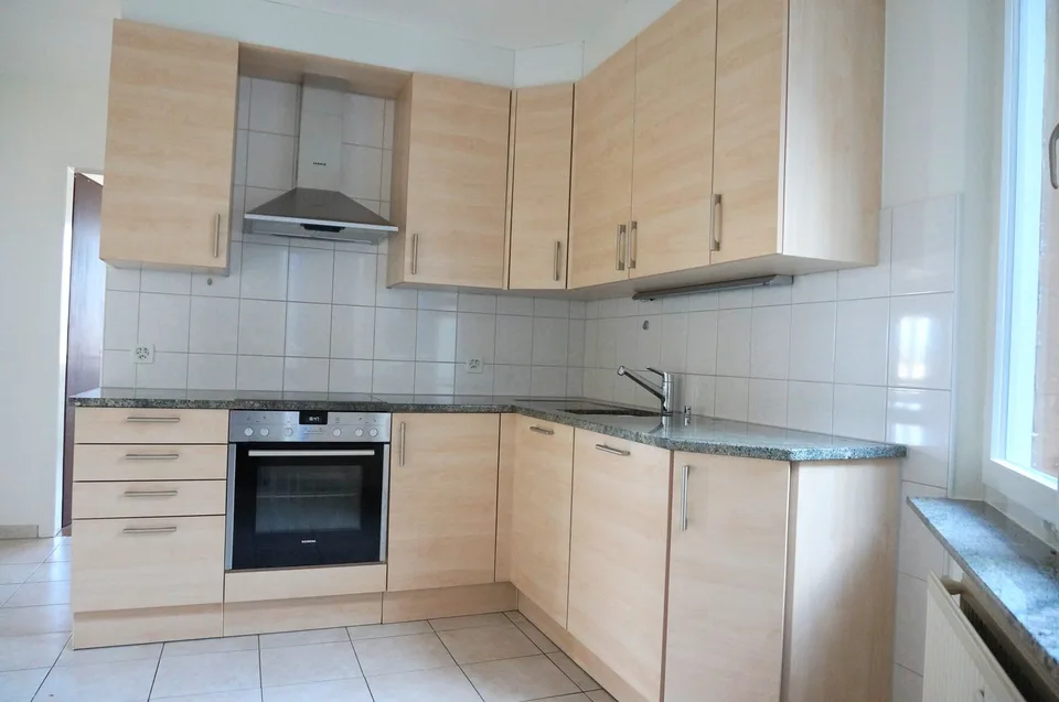 Bel appartement 3 pièces dans le quartier de Gundeli – photo 2 sur 9