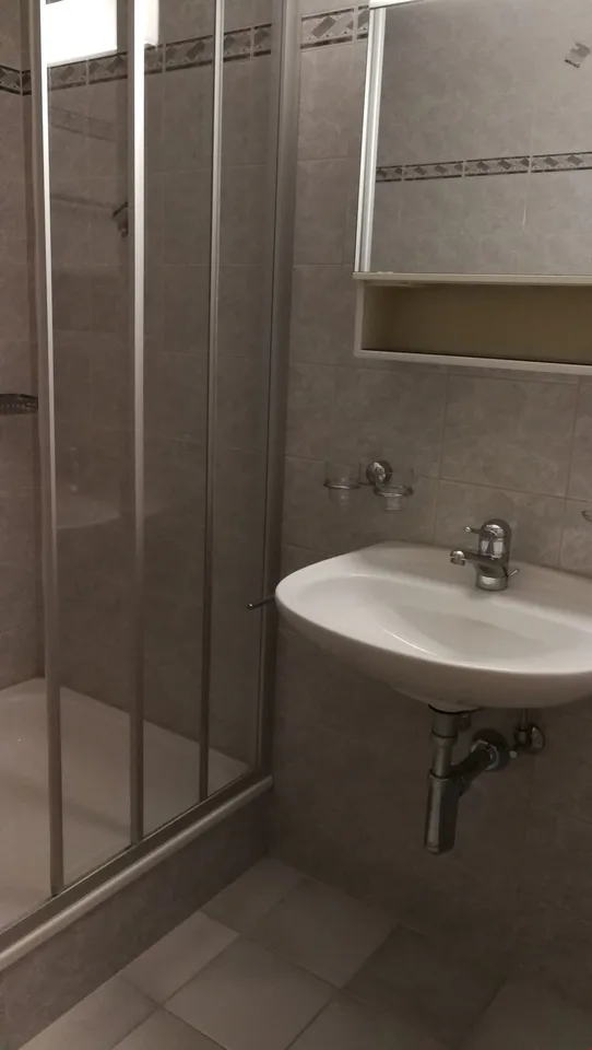 Geräumige 4.5-Zimmer-Wohnung mit Balkon und schöner Aussicht in Alchenstorf – Foto 15 von 17