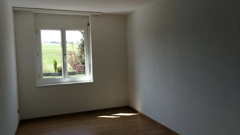 Geräumige 4.5-Zimmer-Wohnung mit Balkon und schöner Aussicht in Alchenstorf – Foto 10 von 17