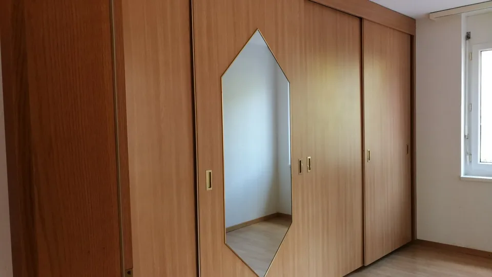 Geräumige 4.5-Zimmer-Wohnung mit Balkon und schöner Aussicht in Alchenstorf – Foto 6 von 17