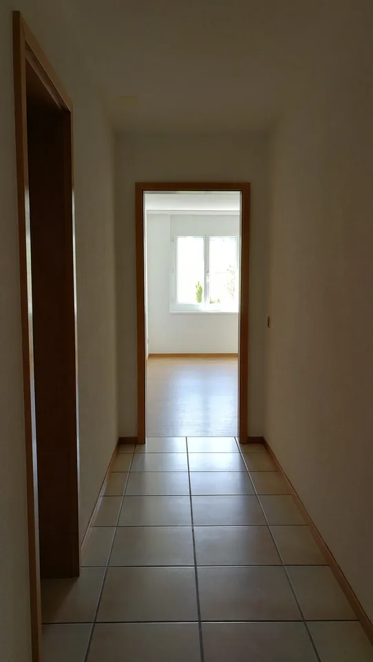 Geräumige 4.5-Zimmer-Wohnung mit Balkon und schöner Aussicht in Alchenstorf – Foto 9 von 17
