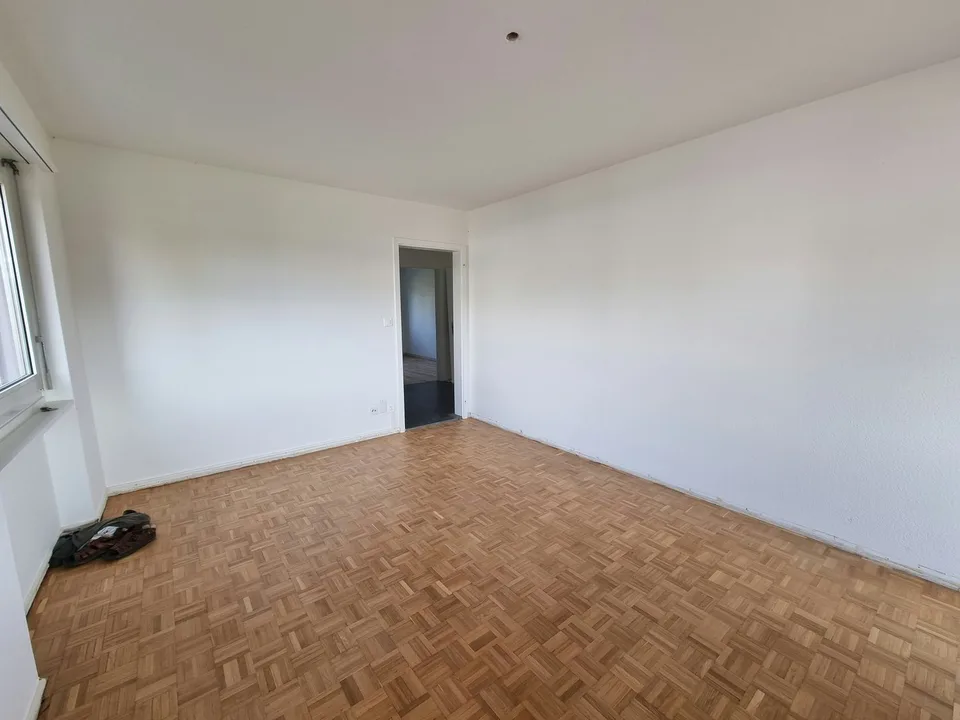 Schöne 3-Zimmer-Wohnung mit Balkon in Rüfenacht BE – Foto 9 von 12