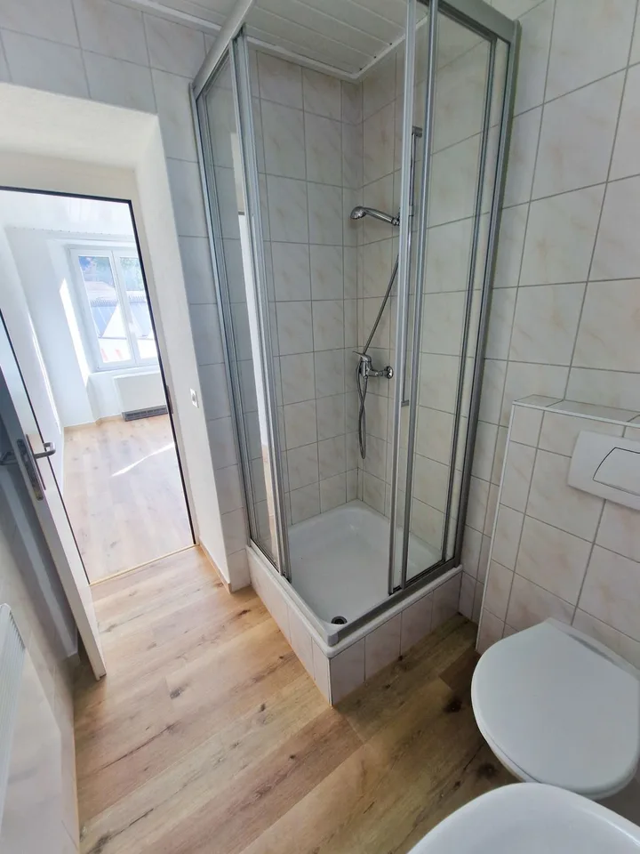 Wohnung 2,5 Zimmer mit neuer Küche – Foto 4 von 4