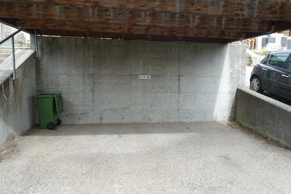 RESERVEE Tramelan - Maison de 2 appartements et atelier, annexe et places de parc – photo 15 sur 15