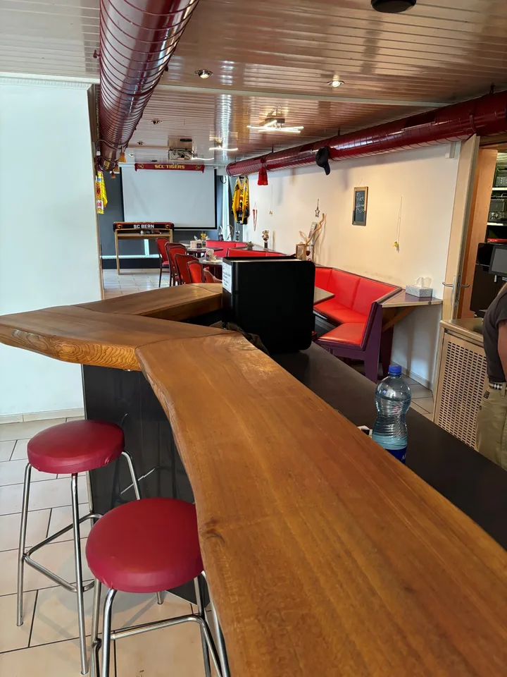 Casa residenziale e commerciale (Bistro al pianterreno) Rüegsauschachen – foto 7 di 20