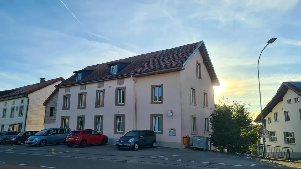 Wohnung mit 3.5 Zimmern zur Miete in Saignelégier – Foto 8 von 9