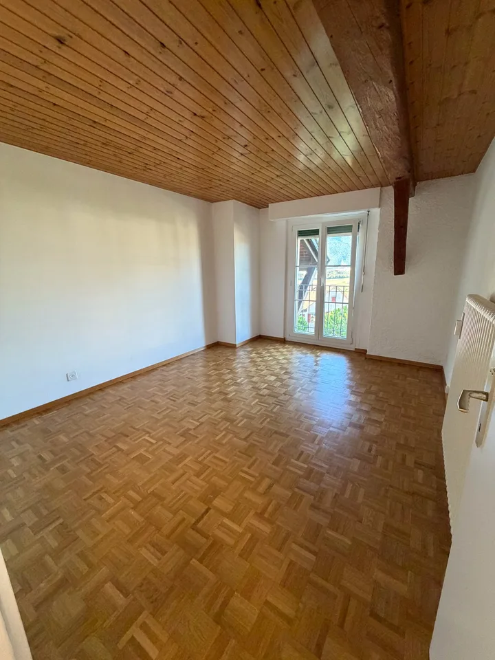 Charmantes 4.5-Zimmer-Wohnung in Yvorne – Zu vermieten ab sofort – Foto 5 von 10
