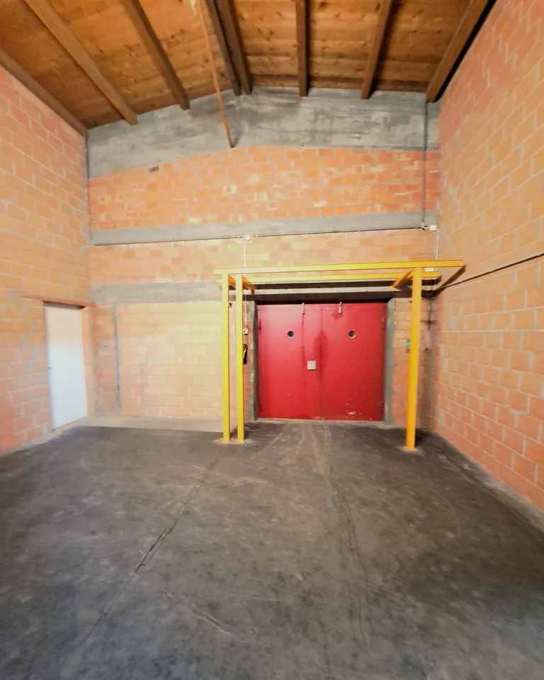 INS - grosszügige Lagerfläche nahe Bahnhof – Foto 13 von 21