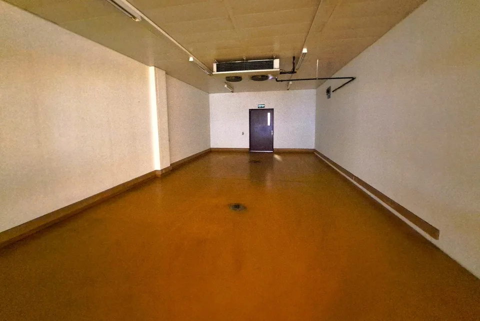 INS - grosszügige Lagerfläche nahe Bahnhof – Foto 6 von 21