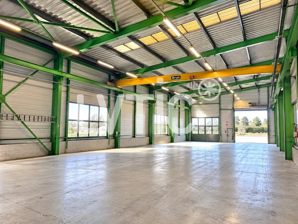 Bâtiment industriel de 2100 m2 sur parcelle 4700 m2 à louer à Moudon – photo 7 sur 13