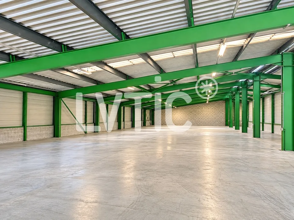 Bâtiment industriel de 2100 m2 sur parcelle 4700 m2 à louer à Moudon – photo 10 sur 13
