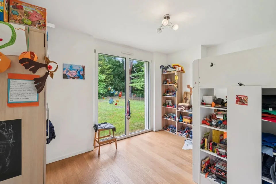 Großartige Wohnung mit 4 Zimmern & 1300 m² Garten! – Foto 8 von 13