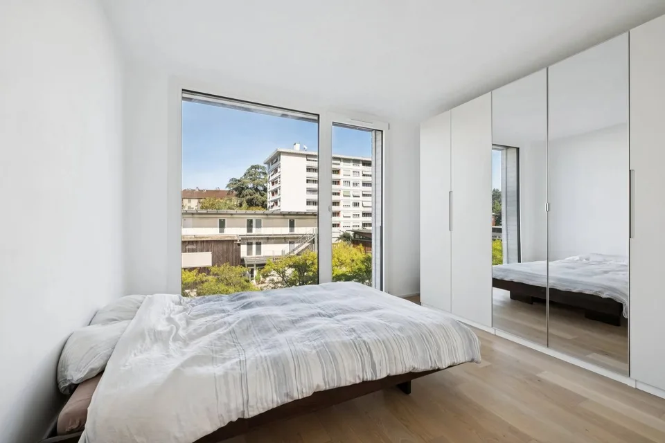 Exklusivität! Schönes zeitgenössisches Apartment mit Terrasse in der Stadtmitte – Foto 8 von 13