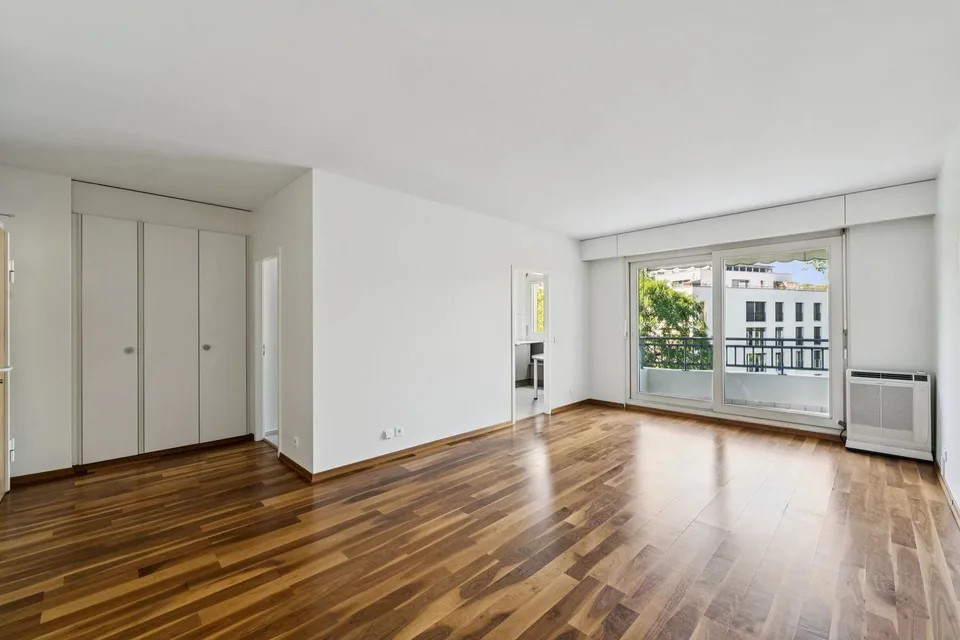 Charmantes 4-Zimmer-Wohnung in Champel – Foto 2 von 10