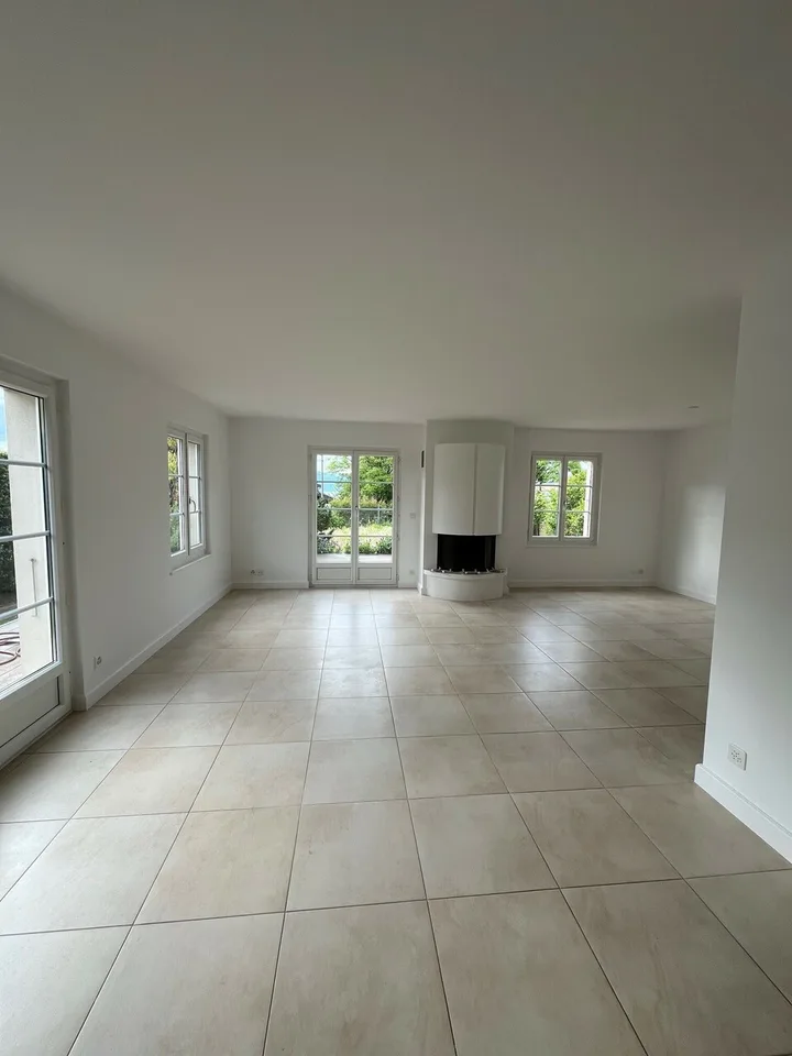 Reihenhaus-Villa – Foto 7 von 13