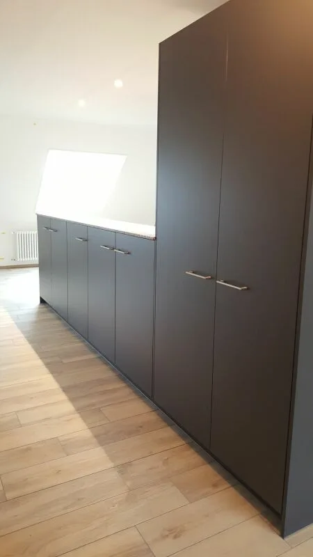 Loft rénovés près du parc municipal à louer (avec tour virtuel) – photo 3 sur 6