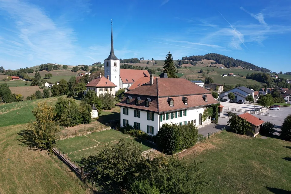 For sale: Magnifique propriété La Roche – photo 2 of 6