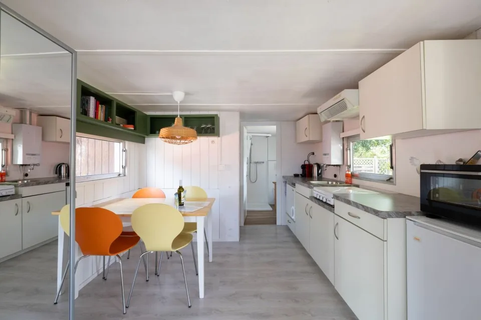 Gemütliches 2.5 Zimmer Bungalow in Gletterens – Foto 4 von 13