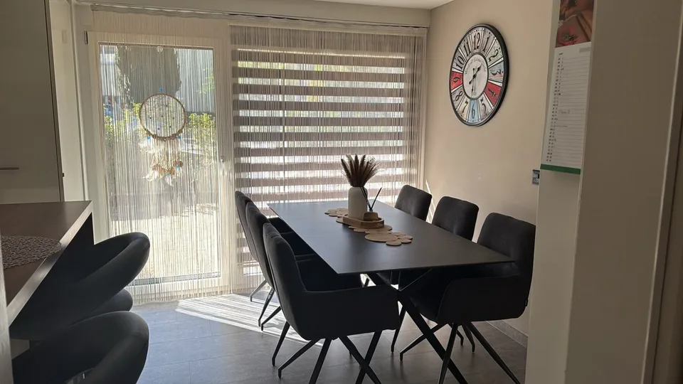 Charmante maison de famille de 5,5 pièces dans un quartier calme à Aarburg – photo 5 sur 27