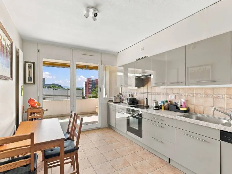 6 Zimmer Wohnung in Le Grand-Saconnex – Foto 3 von 12