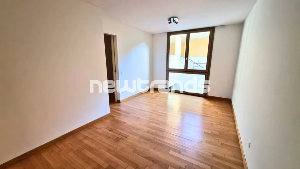 Mendrisio 106 m² auf zwei Ebenen: modernes 2.5-Zimmer-Wohnung in guter Lage – Foto 7 von 13